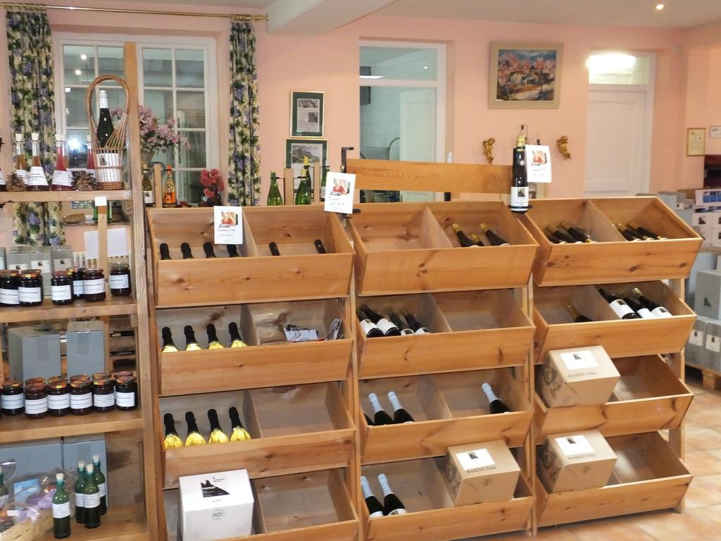 Weingut Und Hotel Haus Am Drachenloch Бад-Хоннеф-на-Рейне Экстерьер фото